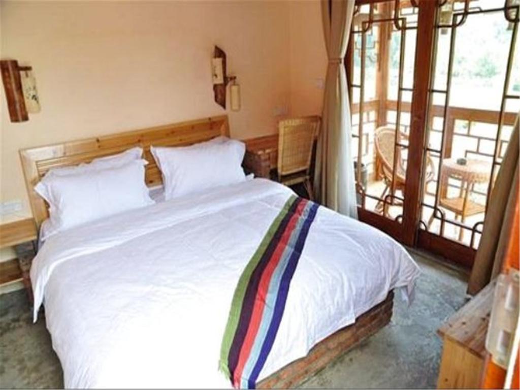 Yangshuo Phoenix Pagoda Fonglou Retreat 外观 照片